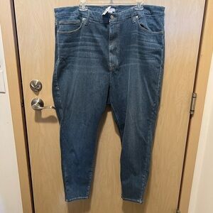 NWT Good American Jeans